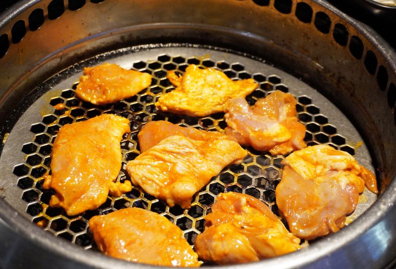 台北萬華｜我!就厲害燒肉放題西門珍饌店｜鄰近西門捷運站6號出口，開業10年的燒肉吃到飽老店