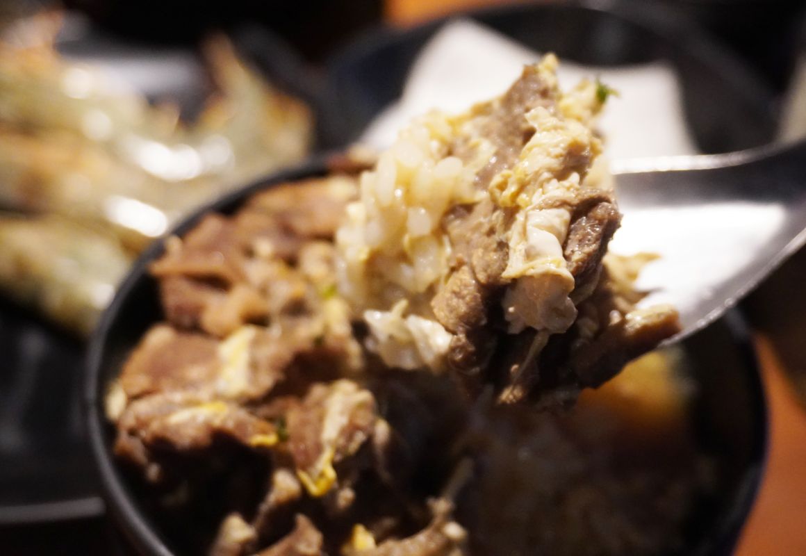 台北萬華｜我!就厲害燒肉放題西門珍饌店｜鄰近西門捷運站6號出口，開業10年的燒肉吃到飽老店