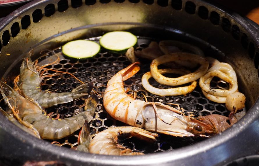 台北萬華｜我!就厲害燒肉放題西門珍饌店｜鄰近西門捷運站6號出口，開業10年的燒肉吃到飽老店