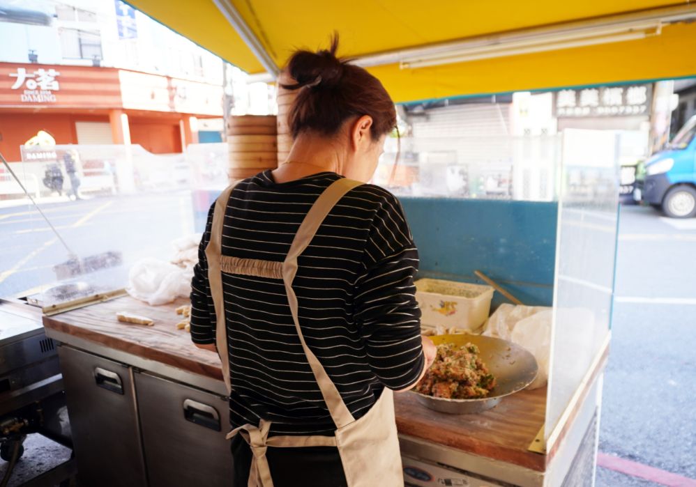 宜蘭湯包推薦︱鑫品湯包羅東店︱村却酒店大廚出來創業，鄰近羅東夜市的美味湯包店