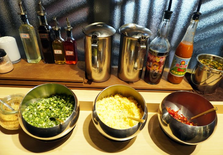 基隆仁愛│煮火鍋│商業午餐價格親民食材新鮮,喬登鞋收藏超亮眼 - 第18張圖 基隆仁愛│煮火鍋│商業午餐價格親民食材新鮮,喬登鞋收藏超亮眼