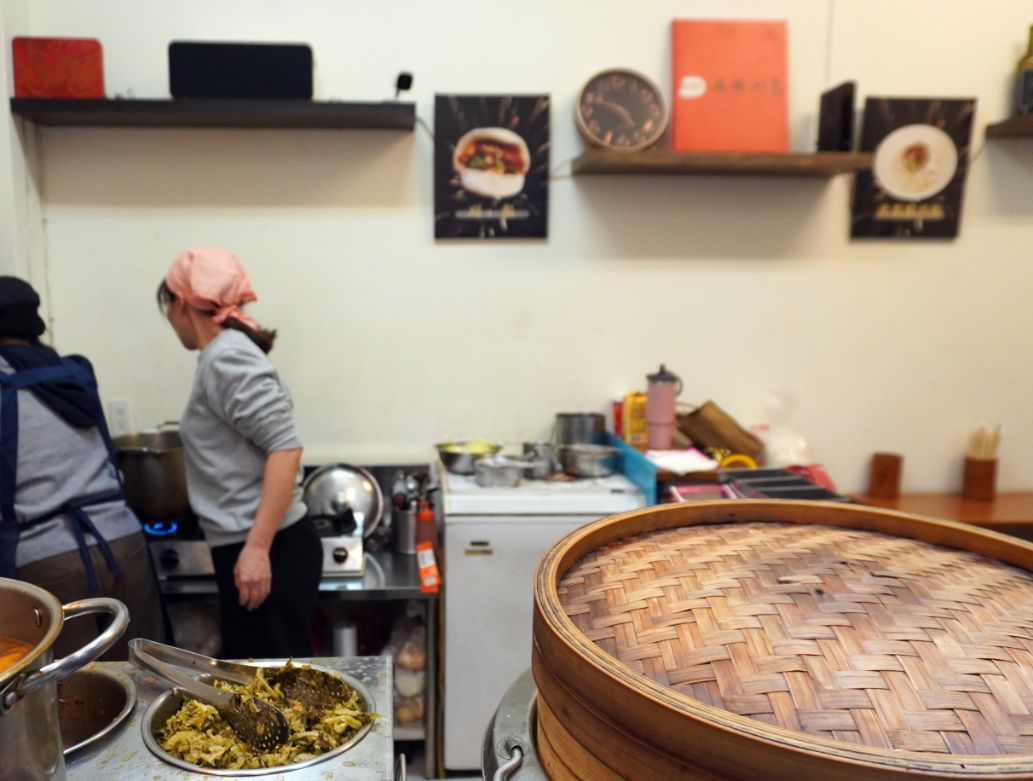 台北大同｜滿潮刈包 ｜涼州街超人氣美食，大稻埕必吃刈包