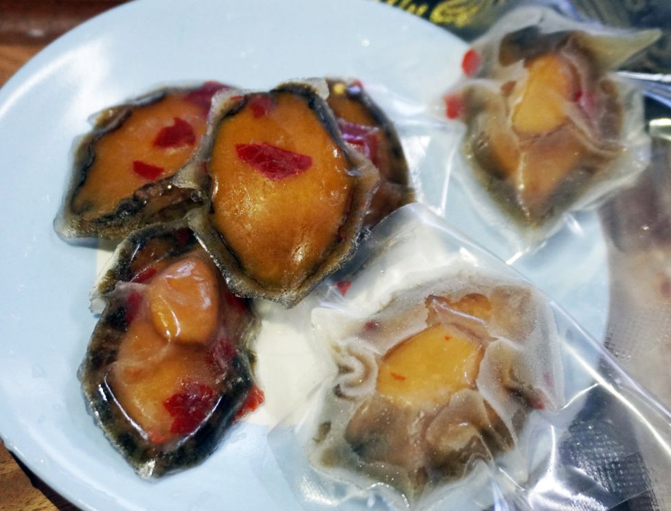 開箱好食｜桐好一口鮑｜嘴饞時就來一包，一口奢華的海味零食