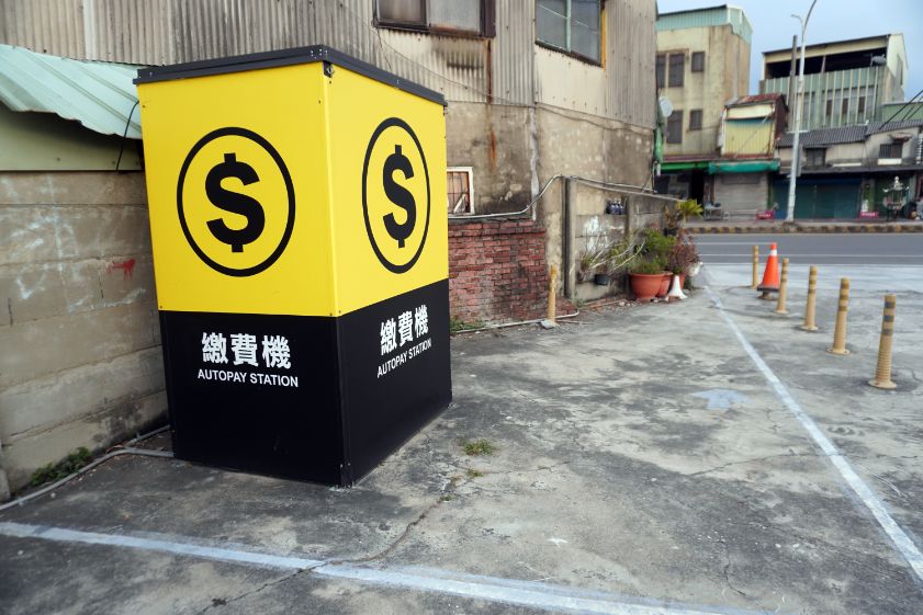 嘉義西區｜深山土雞城｜鄰近嘉義車站的聚餐合菜餐廳，三仙爐推薦必點，湯頭清爽甘甜，熱炒料豐富