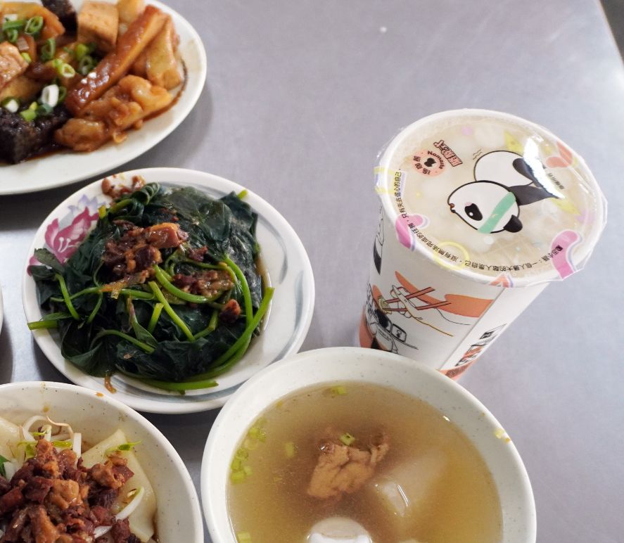 嘉義太保|幸福麵館|超人氣宵夜美食小吃,秘醬滷味激推,來故宮南院推薦必吃 - 第15張圖 嘉義太保|幸福麵館|超人氣宵夜美食小吃,秘醬滷味激推,來故宮南院推薦必吃