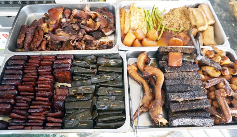 嘉義太保｜幸福麵館｜超人氣宵夜美食小吃，秘醬滷味激推，來故宮南院推薦必吃