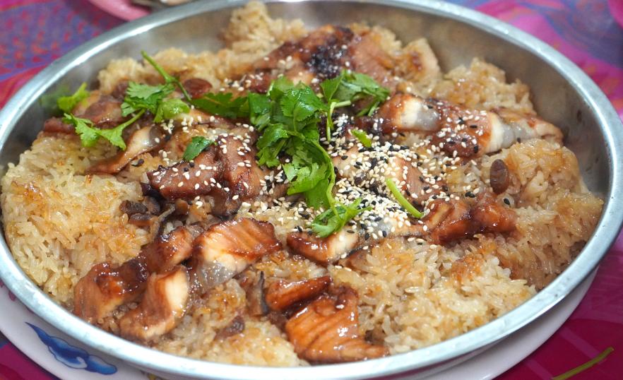 基隆安樂｜玉龍宴席包辦｜在地辦桌首選，餐點食材豐富澎拜，古早味炸大雞腿，充滿童年回憶