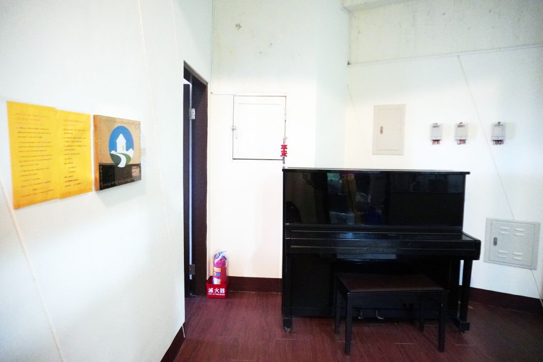來去基隆住一晚｜基隆民宿｜鄰近虎仔山休閒咖啡館，視野超好，盡覽牛稠港美景，度假放鬆好選擇