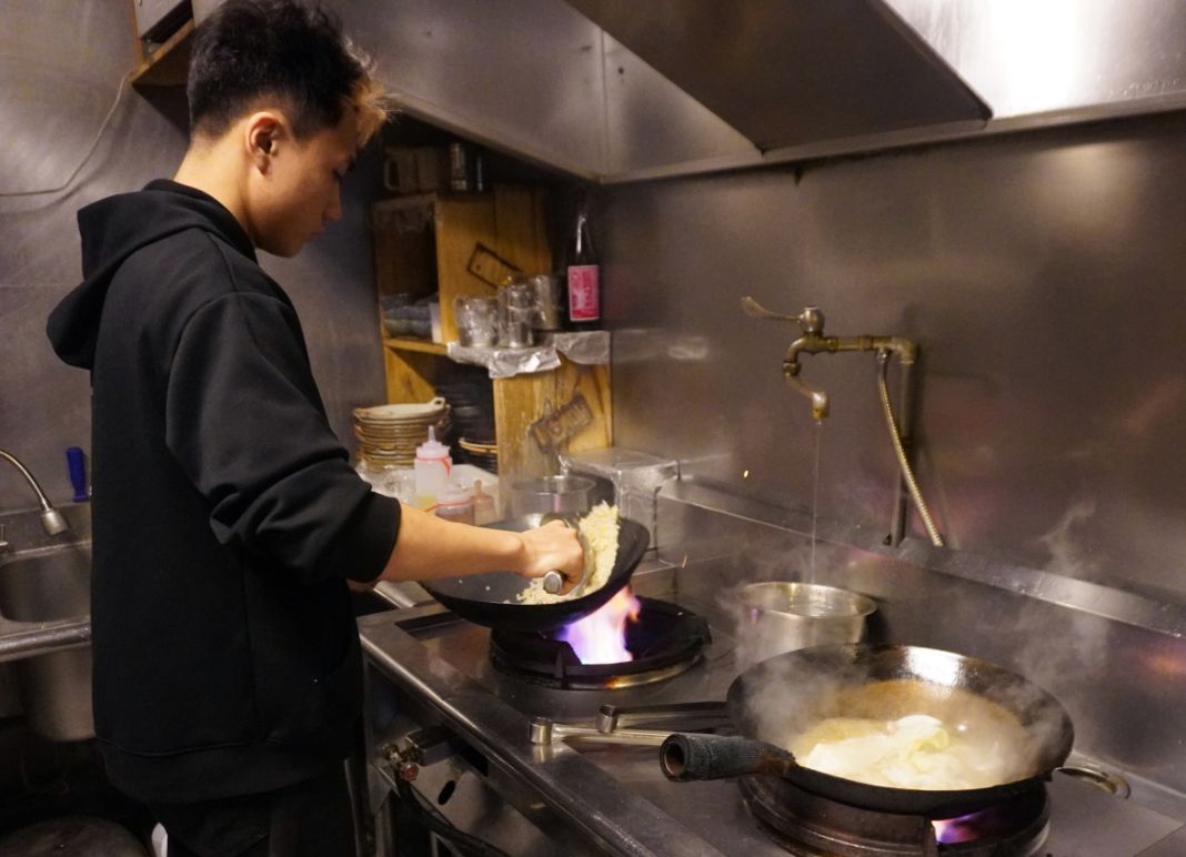新竹東區｜京町家串燒居酒屋｜東門護城河附近，新竹聚餐好選擇，以直火炭烤的串燒，帶有濃郁炭香