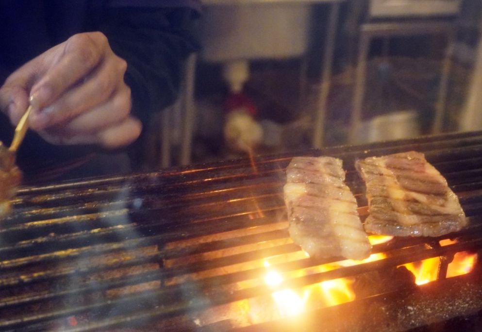 新竹東區｜京町家串燒居酒屋｜東門護城河附近，新竹聚餐好選擇，以直火炭烤的串燒，帶有濃郁炭香