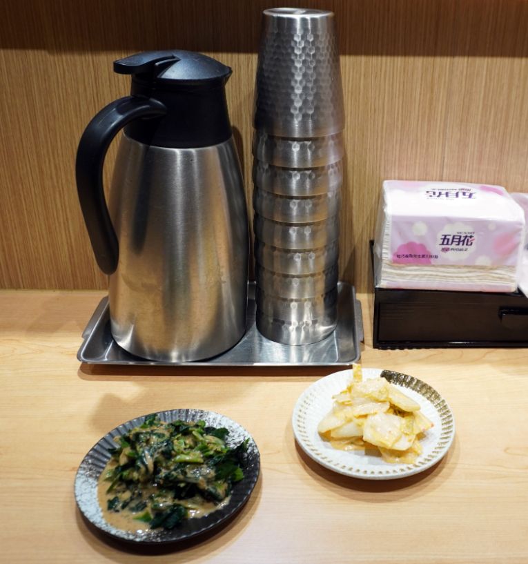 淡水必吃美食｜淡暮拉麵｜位於老街尾端的職人拉麵，鹽味雞湯拉麵，料豐富，湯頭有層次