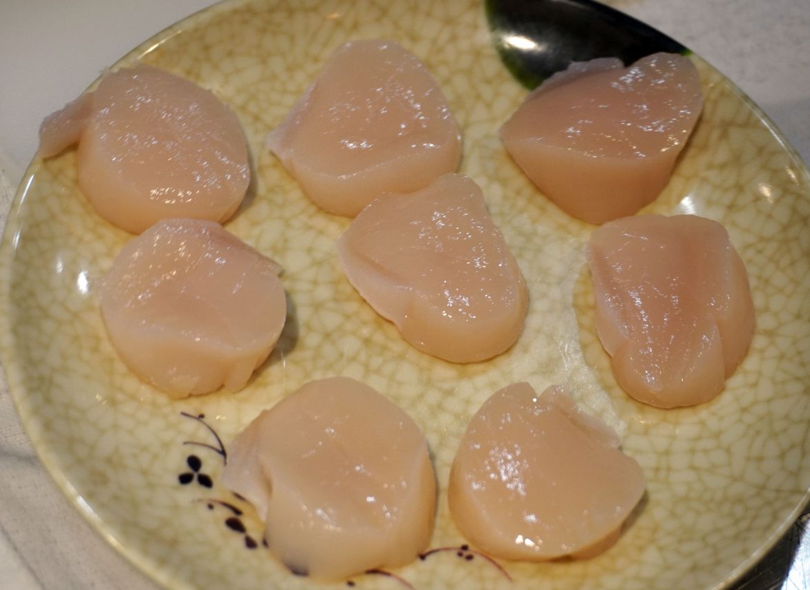 淡水必吃美食｜淡暮拉麵｜位於老街尾端的職人拉麵，鹽味雞湯拉麵，料豐富，湯頭有層次