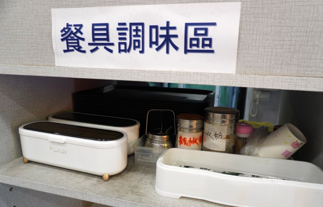 台北萬華|三吉外賣|西門町57年老店,武昌街必吃碳烤雞腿,皮Q肉嫩又多汁 - 第9張圖 台北萬華|三吉外賣|西門町57年老店,武昌街必吃碳烤雞腿,皮Q肉嫩又多汁