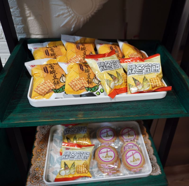 基隆住宿｜中華郵輪文旅｜臨港海景第一排，鄰近廟口夜市的人氣民宿，設有電梯
