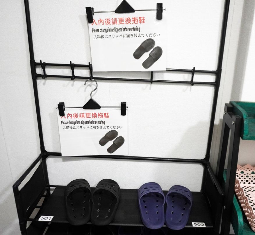 基隆住宿｜中華郵輪文旅｜臨港海景第一排，鄰近廟口夜市的人氣民宿，設有電梯