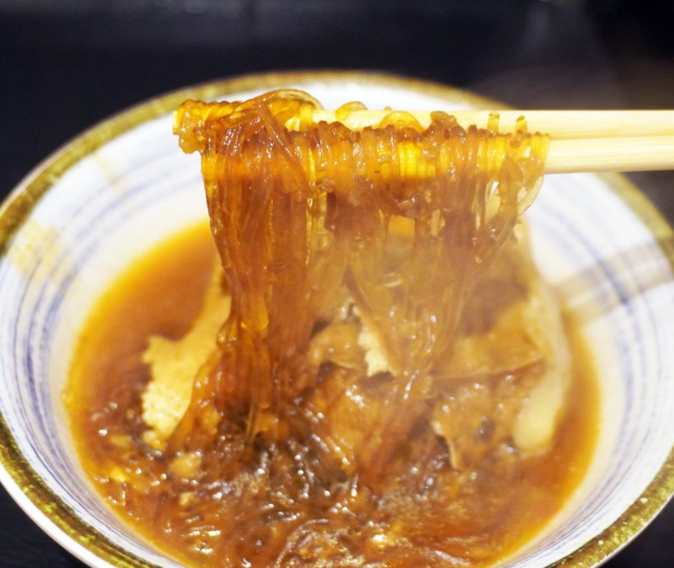 新北淡水｜老店淡水魚丸阿給｜在地經營45年，阿給跟甜不辣都很推薦