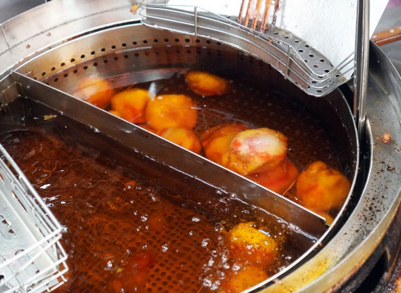 新竹城隍廟美食｜林家肉圓｜在地百年老店，超人氣銅板美食，外皮Q彈，紅糟肉味道豐富