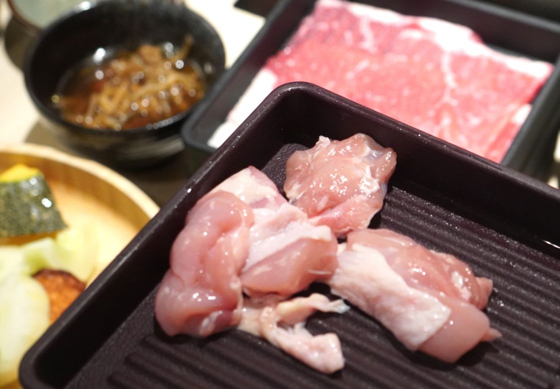 基隆中正｜涮乃葉基隆好食城店｜港邊第一排景觀餐廳，豐盛肉盤及自助吧吃到爽