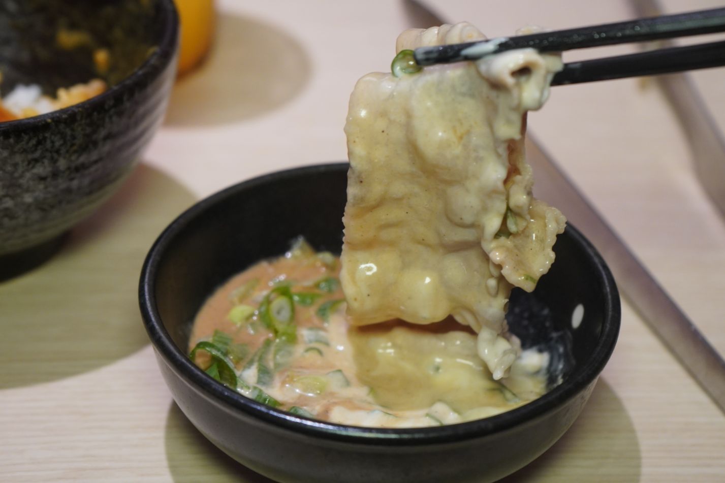 基隆中正|涮乃葉基隆好食城店|港邊第一排景觀餐廳,豐盛肉盤及自助吧吃到爽 - 第3張圖 基隆中正|涮乃葉基隆好食城店|港邊第一排景觀餐廳,豐盛肉盤及自助吧吃到爽