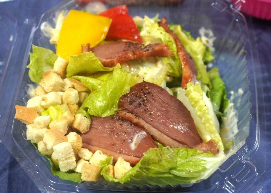 基隆仁愛｜站前壽司｜鄰近三坑車站的人氣日式料理店，炒飯推薦必點，口感實在料豐富