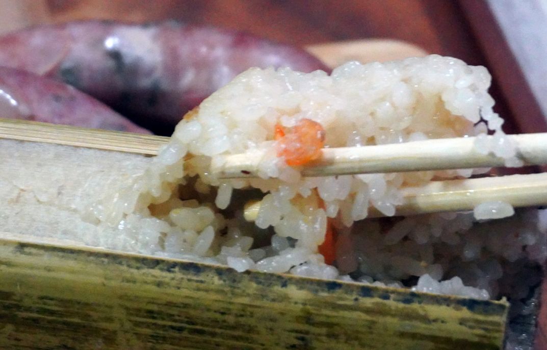 花蓮宅配美食|原香嘟論竹筒飯|東門夜市人氣美食在家裡也可以吃到,竹筒飯口感Q彈,剝皮辣椒香腸香氣濃郁 - 第13張圖 花蓮宅配美食|原香嘟論竹筒飯|東門夜市人氣美食在家裡也可以吃到,竹筒飯口感Q彈,剝皮辣椒香腸香氣濃郁
