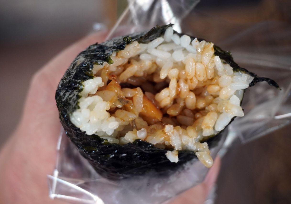 嘉義太保｜御鼎田都複合海苔美食館｜太子商圈十大美食之一，提供海苔蓋飯、海苔飯卷等特色美食