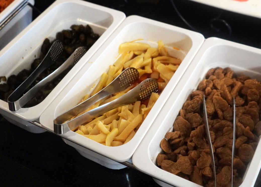 雲林斗六住宿｜緻麗伯爵酒店｜鄰近太平老街以及斗六圓環，13樓設有露天酒吧的人氣旅店