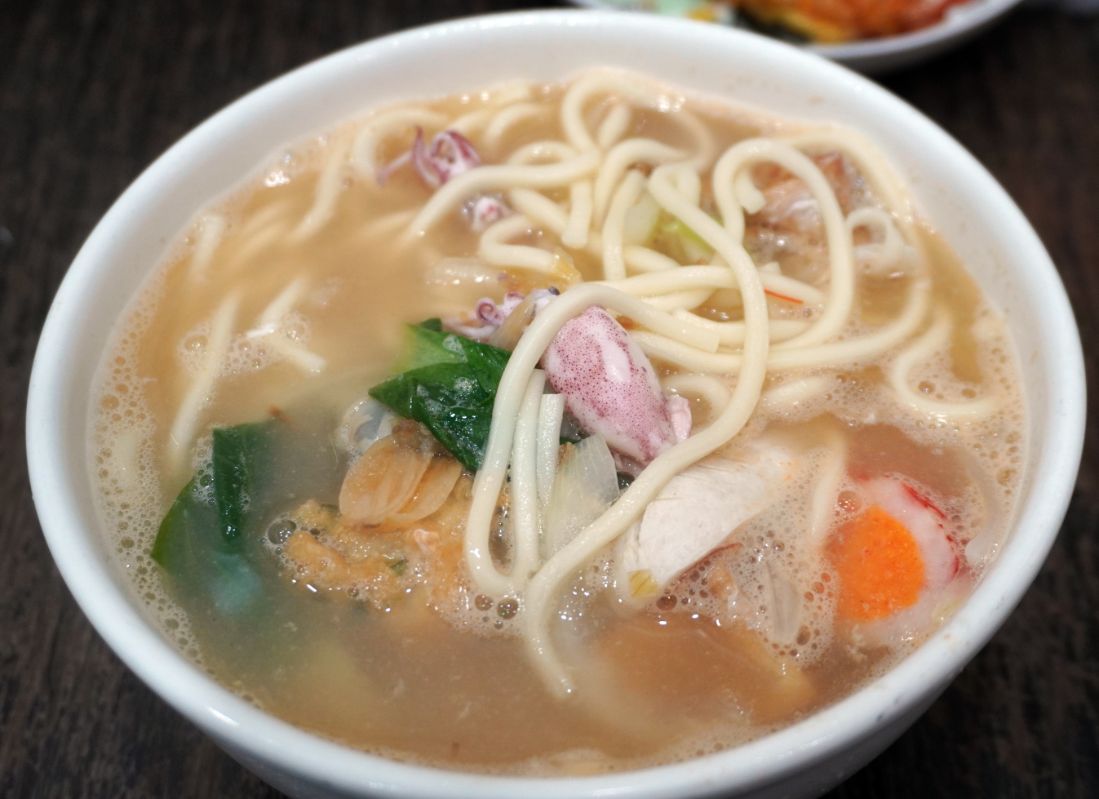 基隆中山｜天天來一口基隆店｜海鮮鍋燒麵晚上限定，湯頭濃郁料豐富