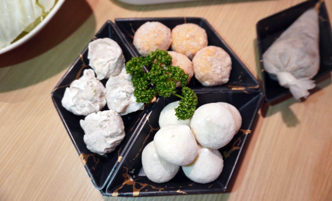 台北內湖|四川龍府|捷運葫洲站美食推薦,麻辣鴛鴦鍋搭配創意川菜,壽星幾歲生日就送幾隻蝦,慶生聚餐首選 - 第34張圖 台北內湖|四川龍府|捷運葫洲站美食推薦,麻辣鴛鴦鍋搭配創意川菜,壽星幾歲生日就送幾隻蝦,慶生聚餐首選