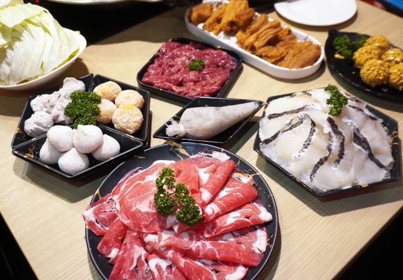 台北內湖|四川龍府|捷運葫洲站美食推薦,麻辣鴛鴦鍋搭配創意川菜,壽星幾歲生日就送幾隻蝦,慶生聚餐首選 - 第21張圖 台北內湖|四川龍府|捷運葫洲站美食推薦,麻辣鴛鴦鍋搭配創意川菜,壽星幾歲生日就送幾隻蝦,慶生聚餐首選