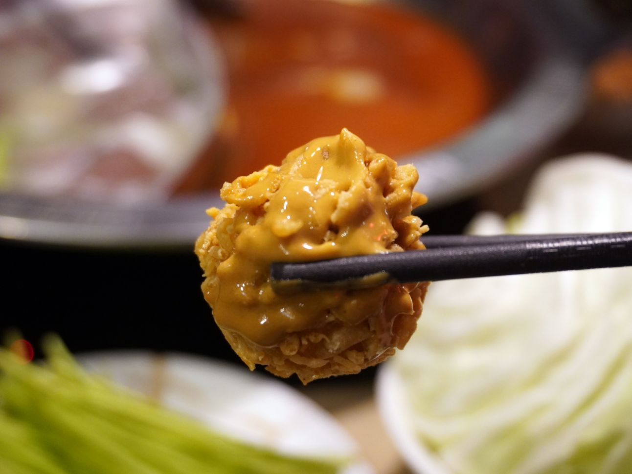 台北內湖|四川龍府|捷運葫洲站美食推薦，麻辣鴛鴦鍋搭配創意川菜，壽星幾歲生日就送幾隻蝦，慶生聚餐首選
