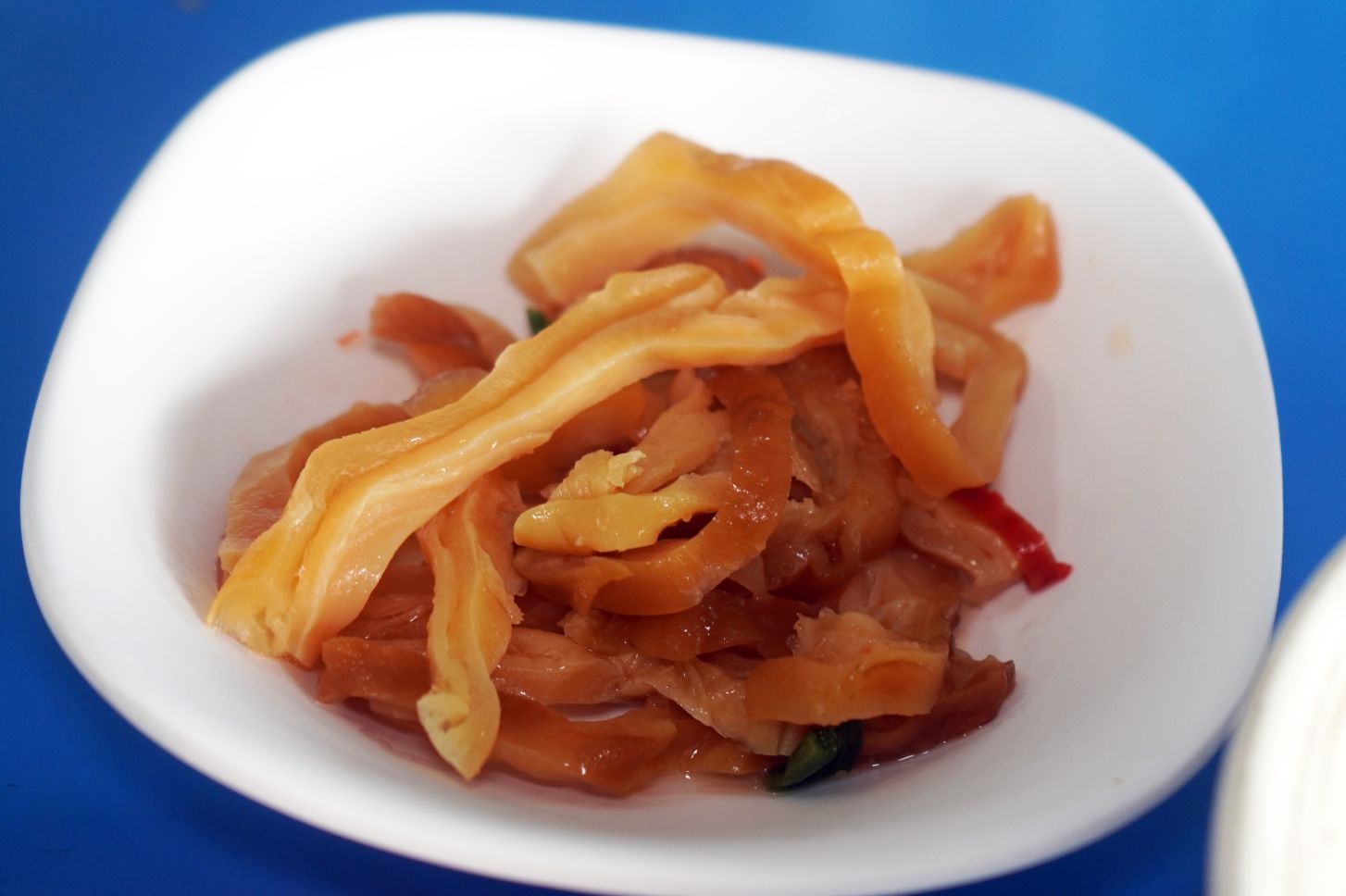 基隆中正｜進展小吃店｜八斗子漁港美食推薦，來大坪海岸必嚐海味，海鮮小卷米粉大推