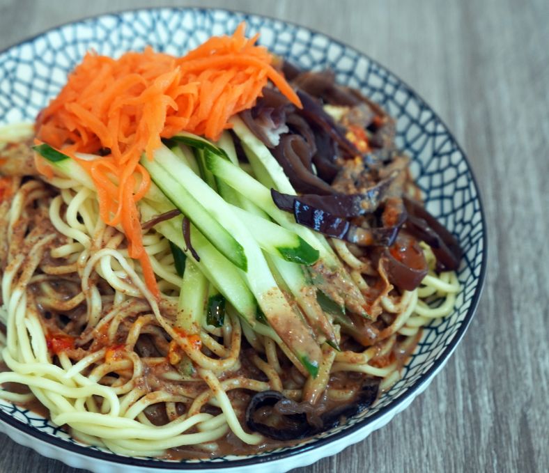 基隆信義|巷子李|隱身於信一路巷弄的人氣美食,夏日必吃美味涼麵 - 第2張圖 基隆信義|巷子李|隱身於信一路巷弄的人氣美食,夏日必吃美味涼麵