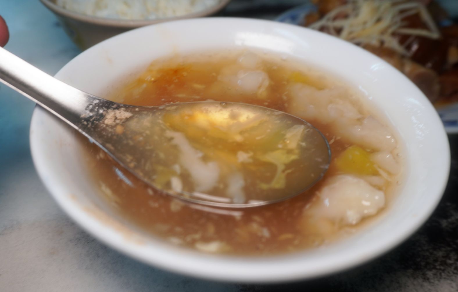 雲林北港｜一郎土魠魚羹 ｜在地60年老店，超人氣的宵夜美食，豬腳跟土魠魚羹大推