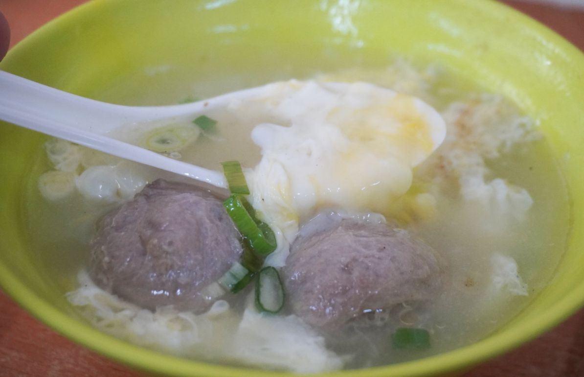 台北信義｜梁記涼麵｜市政府捷運站周邊美食，在地40年老店