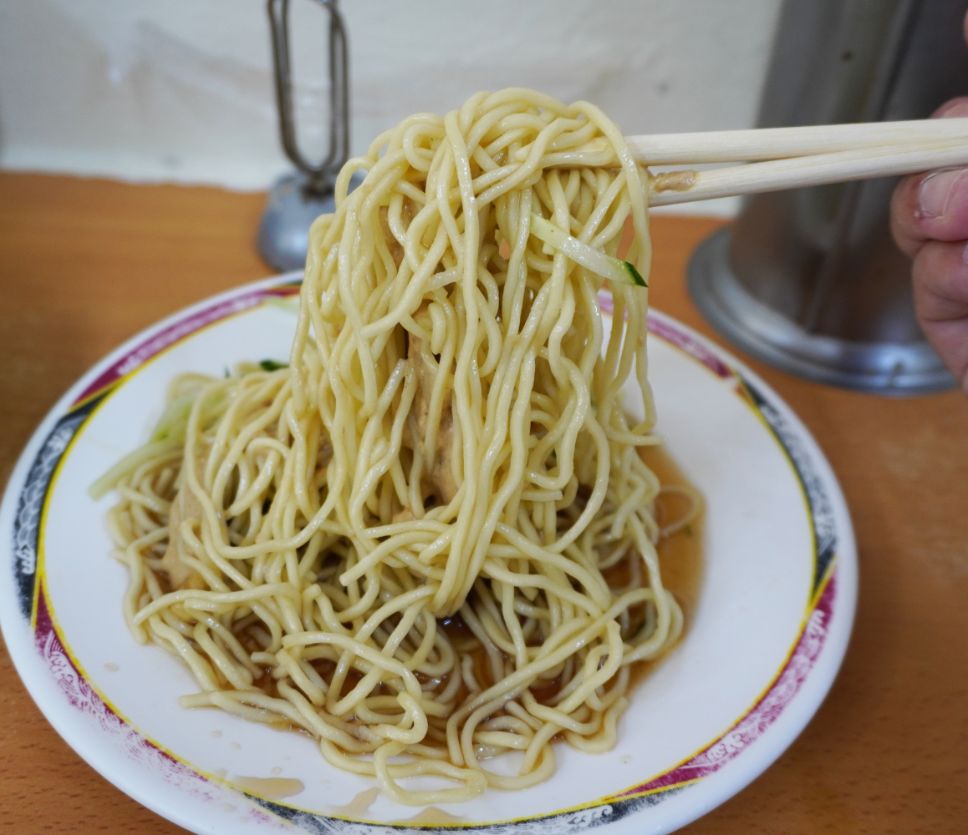 台北信義｜梁記涼麵｜市政府捷運站周邊美食，在地40年老店