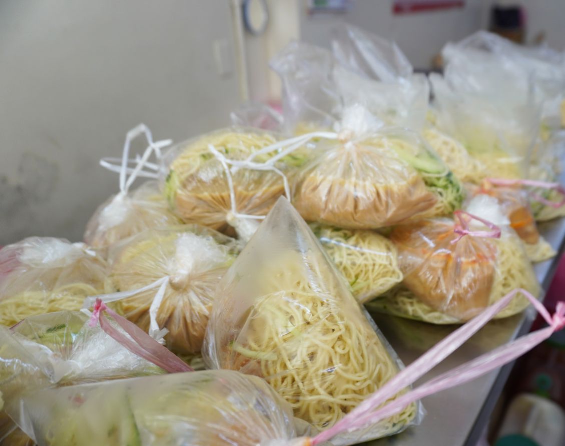 台北信義｜梁記涼麵｜市政府捷運站周邊美食，在地40年老店