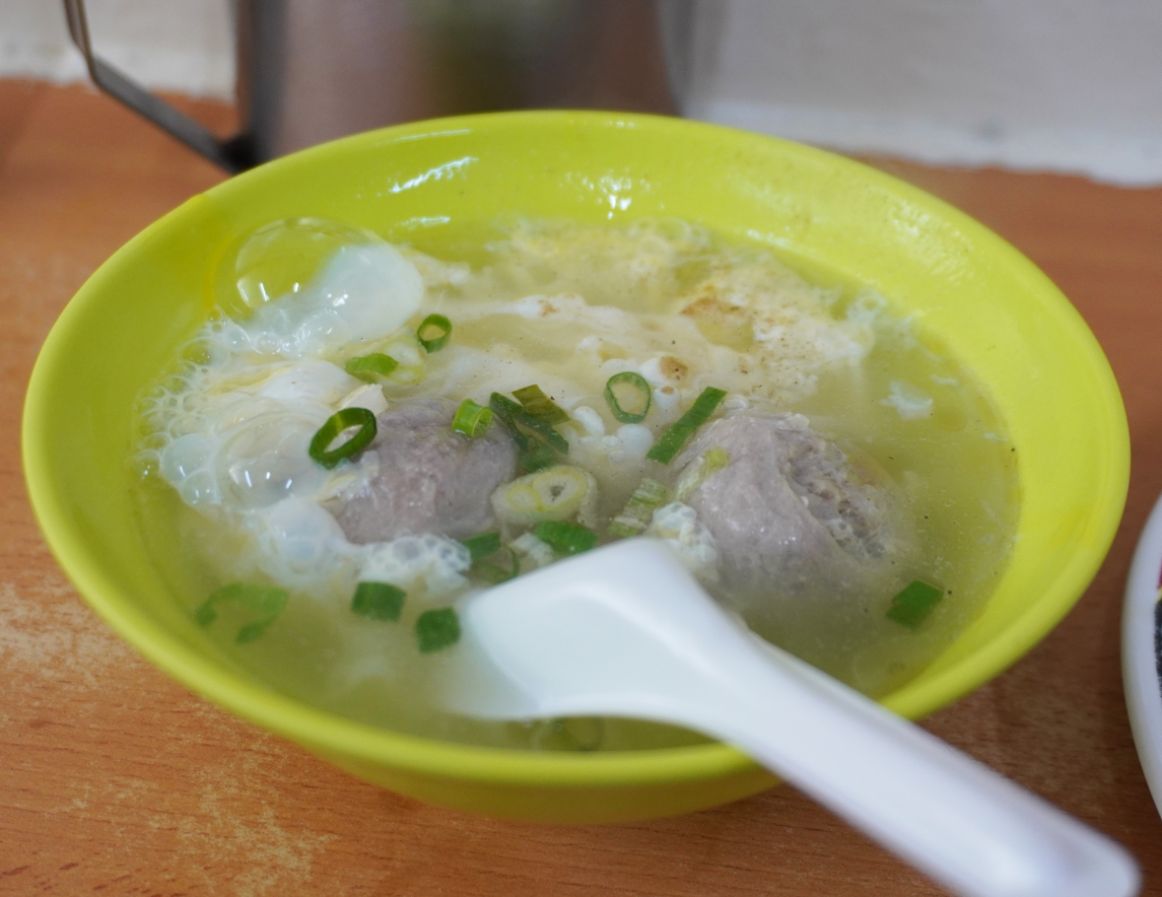 台北信義｜梁記涼麵｜市政府捷運站周邊美食，在地40年老店