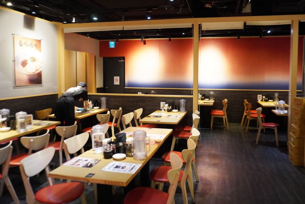 台中烏日｜一風堂台中高鐵店｜超人氣連鎖博多豚骨拉麵，湯頭濃郁麵Q彈