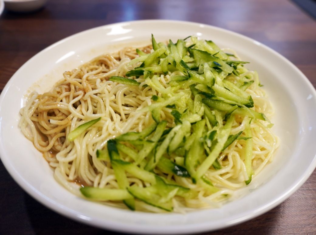 基隆仁愛｜丰季涼麵 – 海鮮粥專賣店｜來孝三路不吃乾麵，鄰近基隆火車站的人氣涼麵店