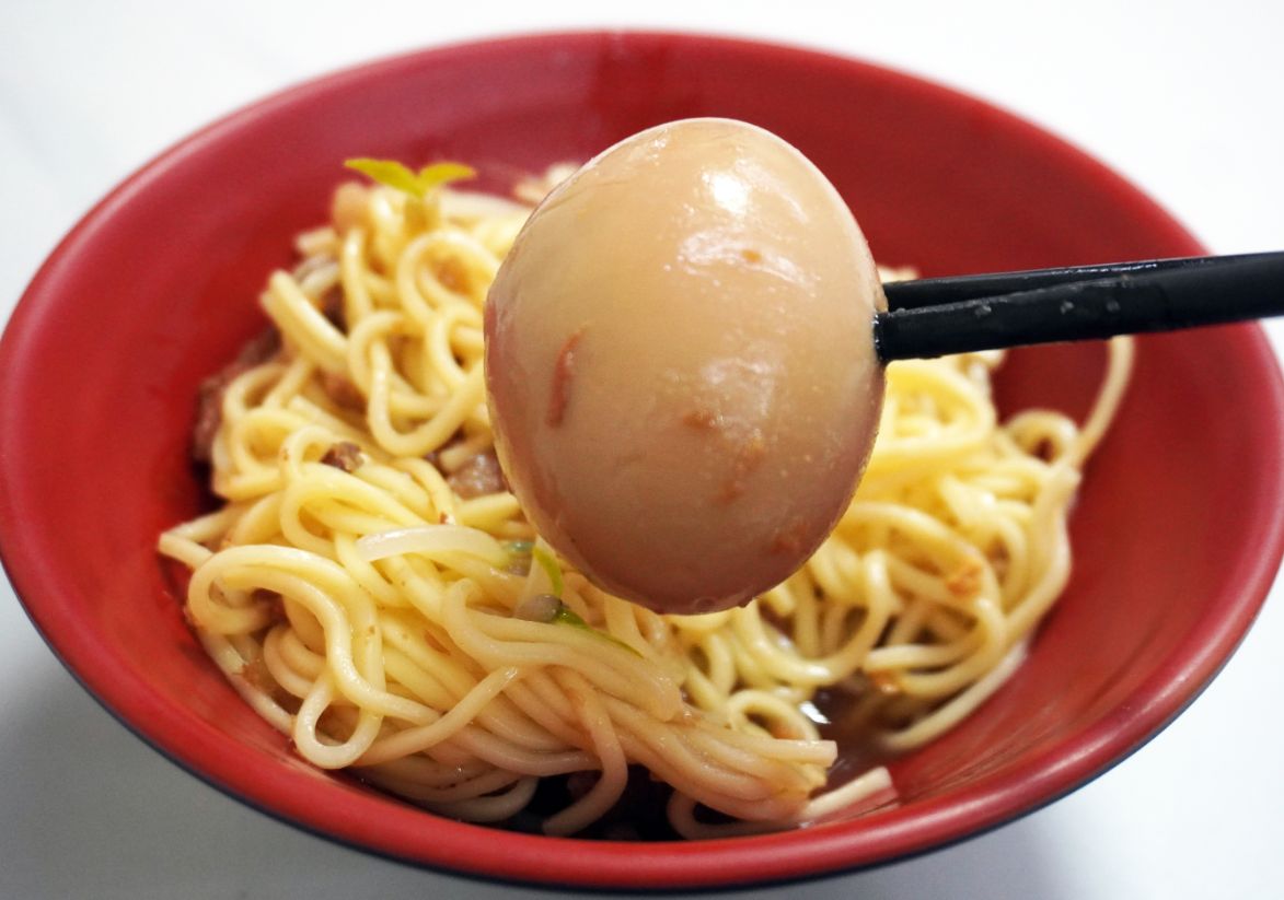 桃園美食|阿秋鹹粥|24小時營業的人氣鹹粥店,品項豐富,還可以吃到料豐富的擔仔麵 - 第16張圖 桃園美食|阿秋鹹粥|24小時營業的人氣鹹粥店,品項豐富,還可以吃到料豐富的擔仔麵