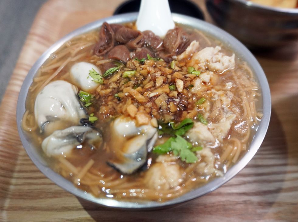 新北蘆洲平價美食｜樂福獨家特調蒜味麵線｜長安街必吃銅板美食，綜合麵線推薦必點