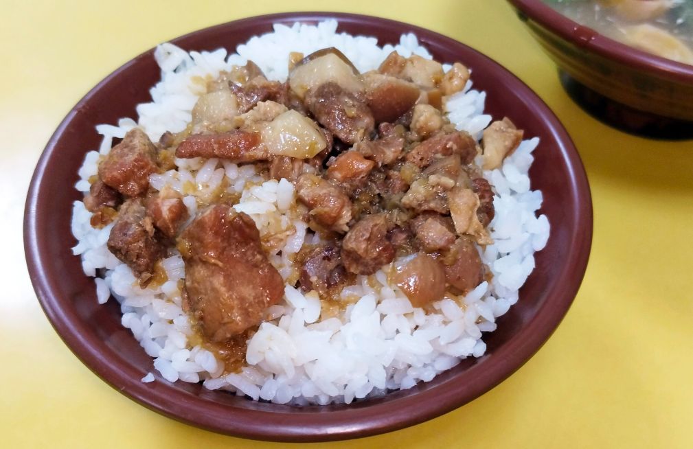 新北泰山|品樂小吃店|鄰近明志科技大學的平價美食,魷魚羹魷魚大塊湯頭濃郁 - 第12張圖 新北泰山|品樂小吃店|鄰近明志科技大學的平價美食,魷魚羹魷魚大塊湯頭濃郁
