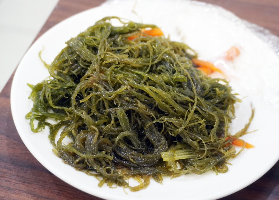 新北瑞芳｜坑口小吃｜八斗子車站周邊美食推薦，食材新鮮料豐富，小卷米粉推薦必吃