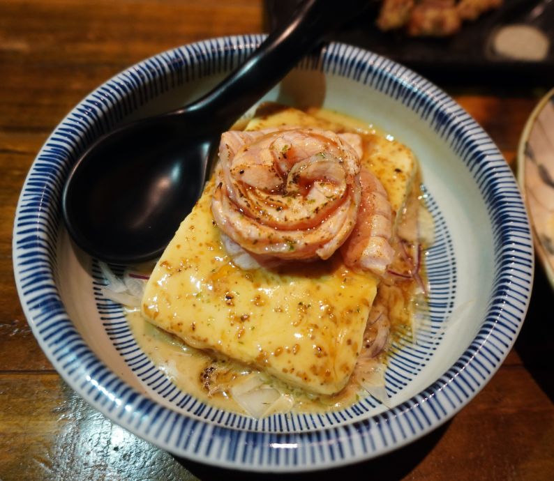 台北信義｜激安の食事酒場（市府二號店）｜市政府捷運站人氣居酒屋，直走到底喝到飽，輕鬆暢飲2小時