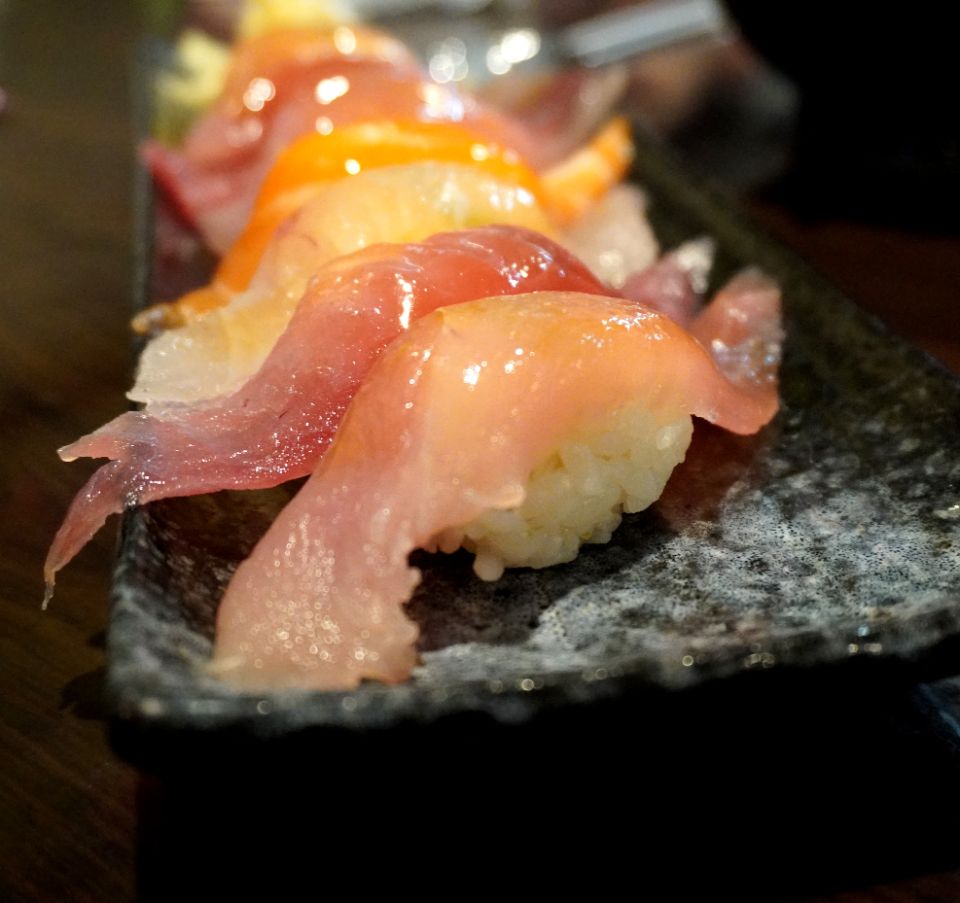 基隆仁愛市場|鈺刺身丼|食尚玩家推薦美食,採用關西料理手法製作握壽司,魚料新鮮大塊 - 第6張圖 基隆仁愛市場|鈺刺身丼|食尚玩家推薦美食,採用關西料理手法製作握壽司,魚料新鮮大塊