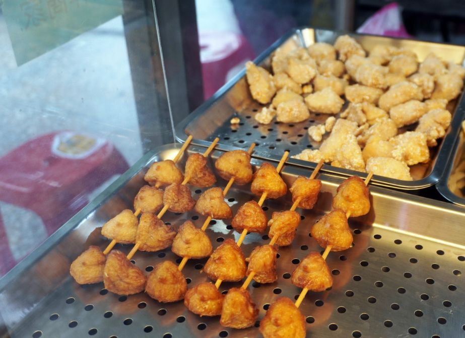基隆中正|良辰雞食(柳家鹽酥雞)|新豐街必吃鹽酥雞,雞肉帶有蒜頭香,憑公益捐款憑證,雞排只需65元 - 第9張圖 基隆中正|良辰雞食(柳家鹽酥雞)|新豐街必吃鹽酥雞,雞肉帶有蒜頭香,憑公益捐款憑證,雞排只需65元