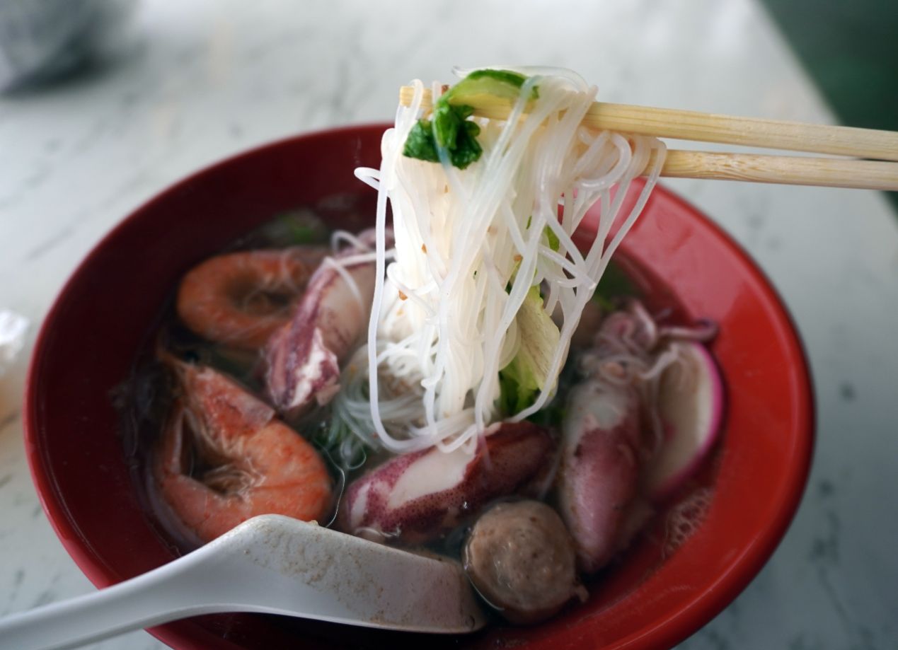 基隆中正｜潮境蕭媽媽冬瓜石花凍｜海景第一排平價美食，冬瓜石花凍跟小卷米粉推薦必點