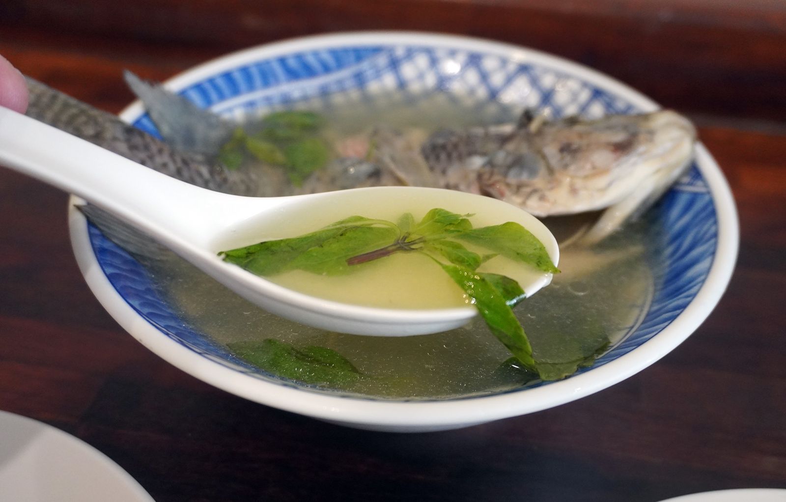 台北中正|以馬內利鮮魚湯|捷運善導寺人氣美食,500碗推薦名店,一碗魚湯滿足饕客的胃 - 第12張圖 台北中正|以馬內利鮮魚湯|捷運善導寺人氣美食,500碗推薦名店,一碗魚湯滿足饕客的胃