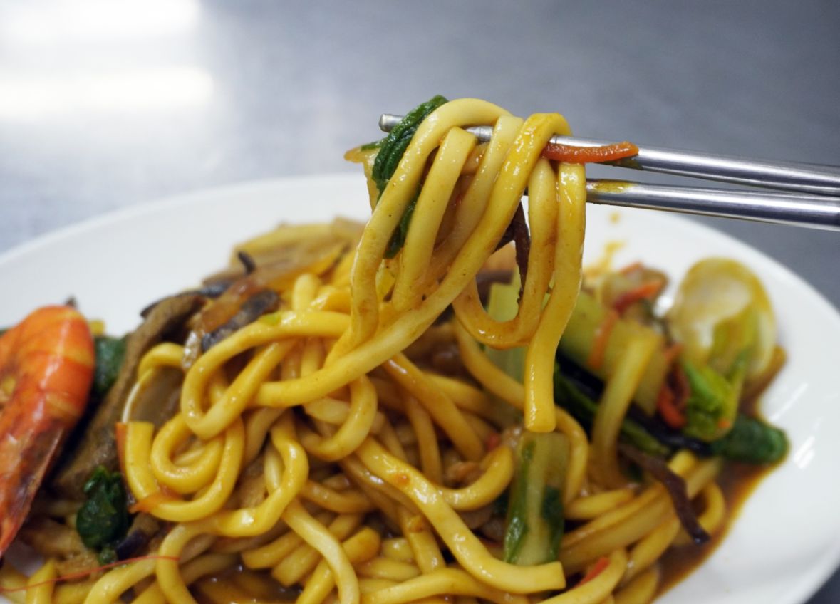 基隆中正|九富炒麵炒飯|鍋氣四溢的人氣炒麵炒飯,在地人私藏的義二路美食 - 第11張圖 基隆中正|九富炒麵炒飯|鍋氣四溢的人氣炒麵炒飯,在地人私藏的義二路美食